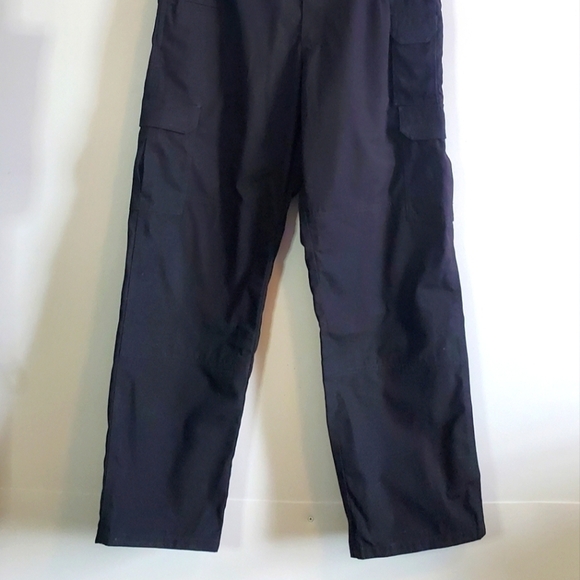 5.11 Tactical black Taclite pro lightweight performance cargo pants - Picture 2 of 6